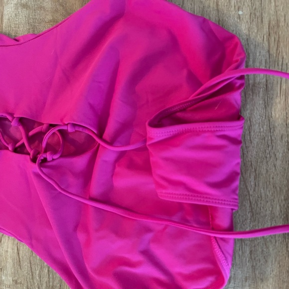 TA3 Plungey swimsuit - Picture 6 of 7